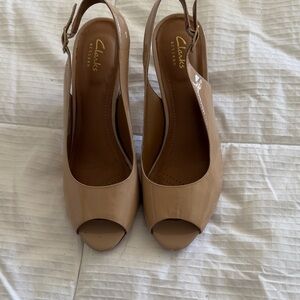 Clarks Women's Beige Peep Toe Slingback Heels